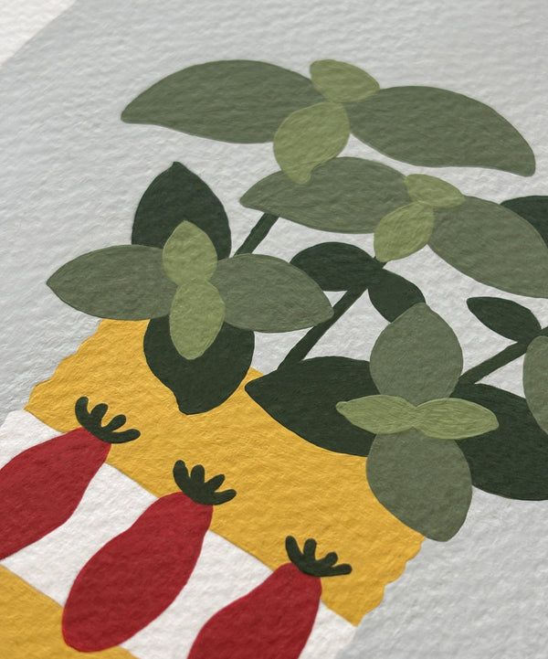 dettaglio di un quadro di una pianta di basilico in un barattolo di passata di pomodoro